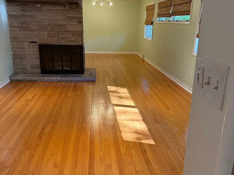 54 Tree Top Ln — Photo 34