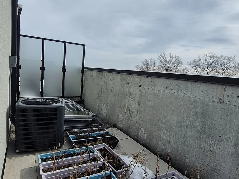 851 Sheppard Ave W #26 — Photo 17