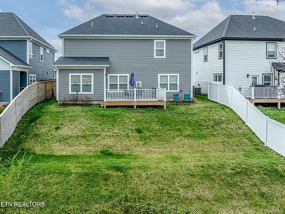 3rd image of 1834 Melton Meadows Dr