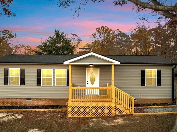 811 Sherwood Ave, Asheboro, NC 27205