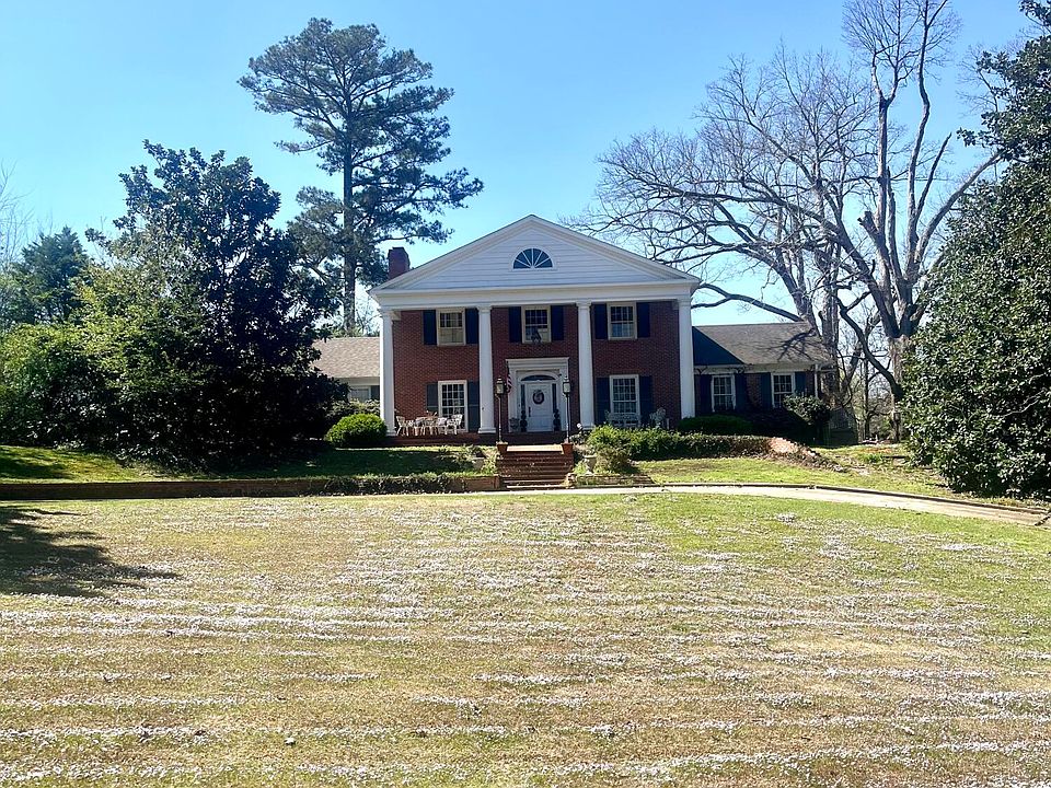 1st image of 1103 Armstrong Ln