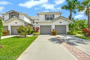 2 bed, 2.0 bath, 1629 sqft, $3,900 — Photo 2
