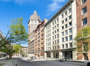 528 Beatty St #503, Vancouver, BC V6B 2L3