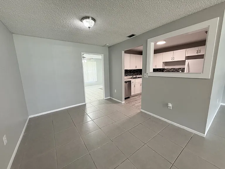 3451 Seven Springs Blvd — Photo 11