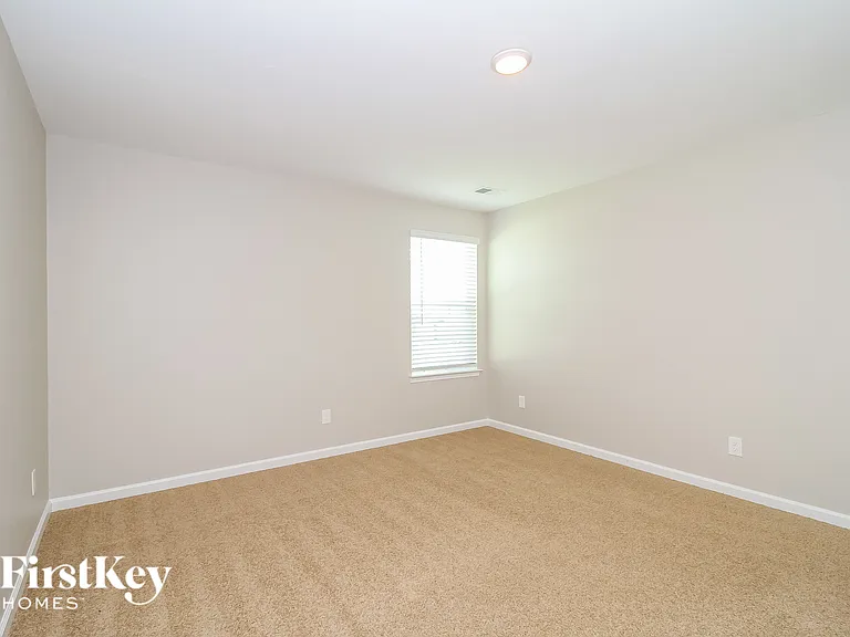 281 Estelle Dr — Photo 12