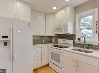 6016 Sunset Ridge Ct, Centreville, VA 20121