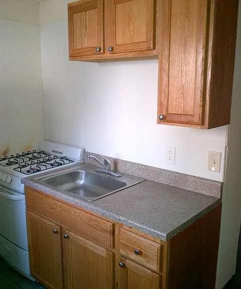 2219 Wilder St — Photo 4