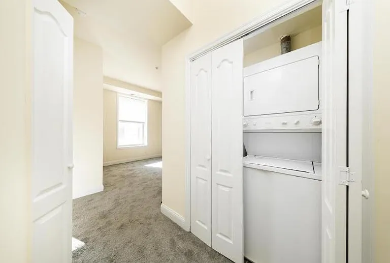 CECIL APARTMENTS — Photo 8