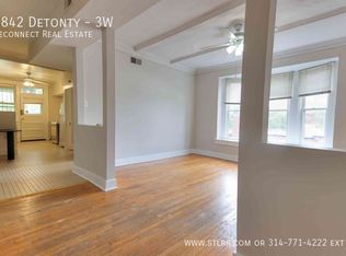 3842 De Tonty St APT 3W, Saint Louis, MO 63110