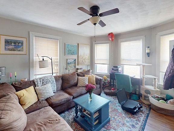 4th image of 120 Jewett St #1