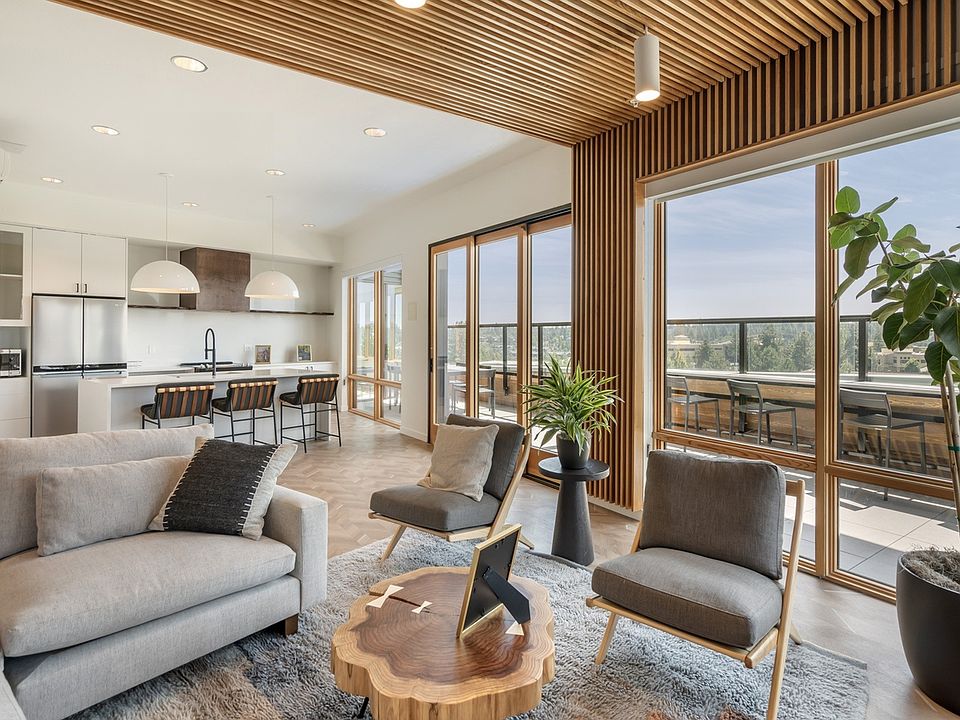 Modern Living at The Current