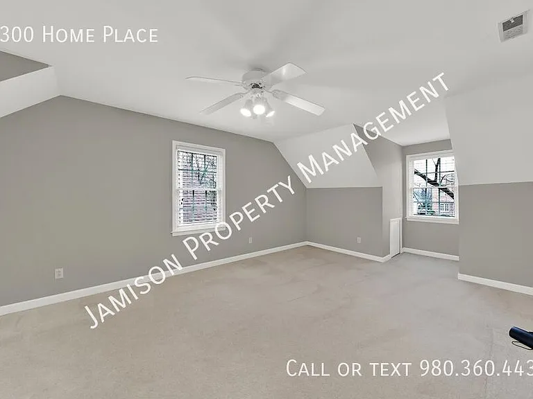 1300 Home Pl — Photo 27