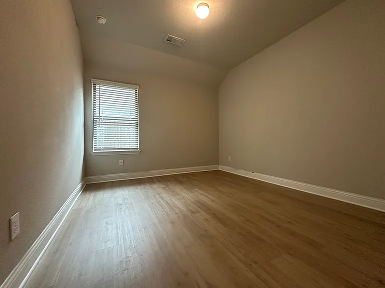 2816 Inn Kitchen Way — Photo 10
