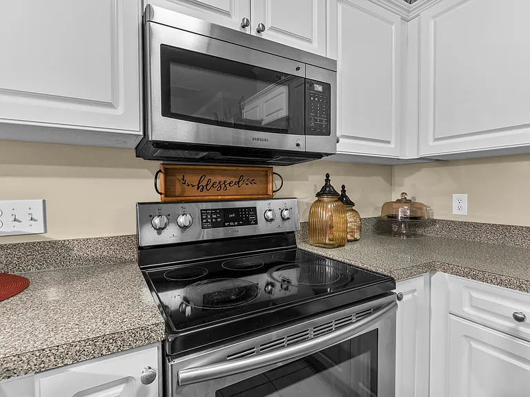 126 Baysdale Dr — Photo 12