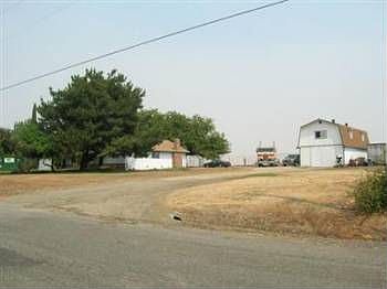 2nd image of 8211 Dierks Rd