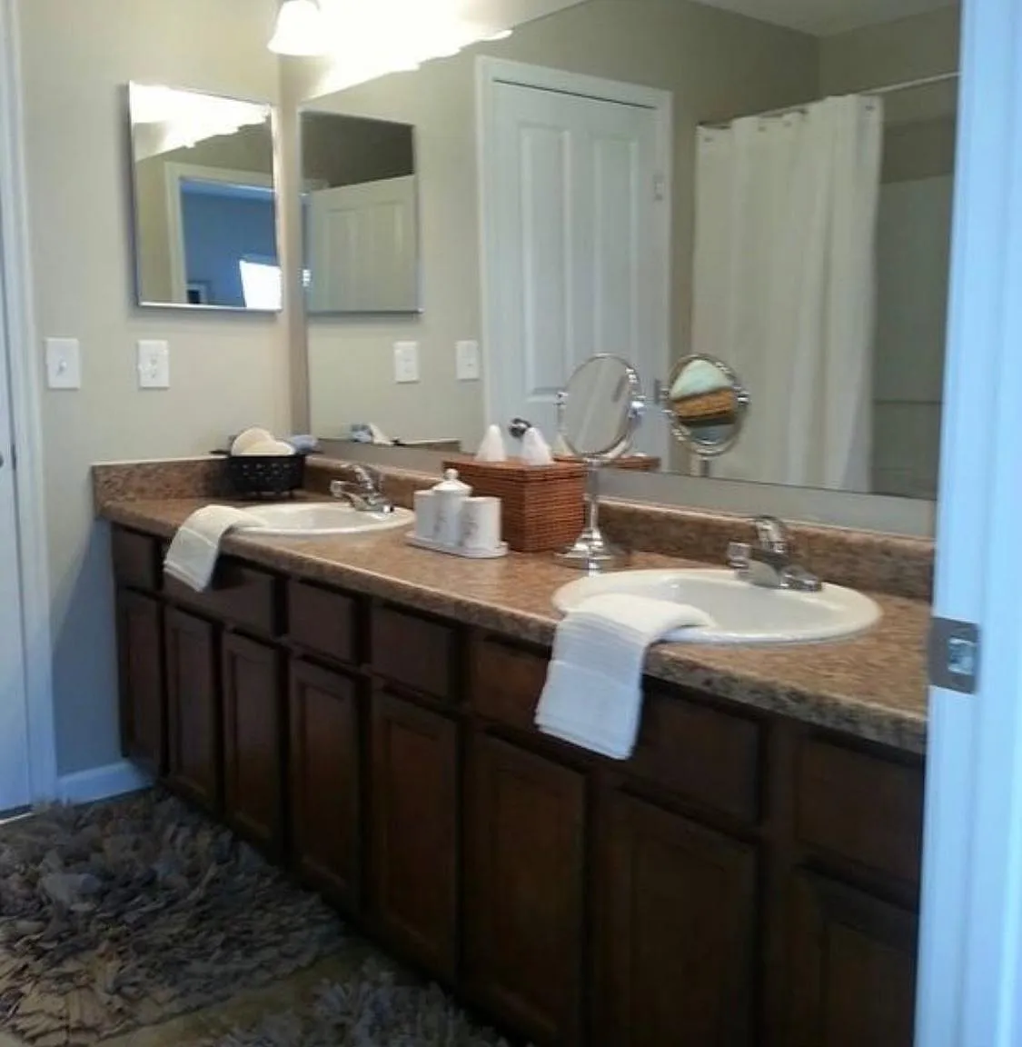 2 bed, 1.5 bath, 1056 sqft, $1,625 — Photo 4