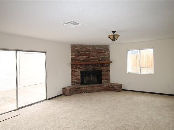 5th image of 1216 E Elizabeth St