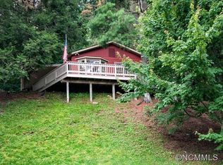 1281 Apple Creek Rd, Waynesville, NC 28786