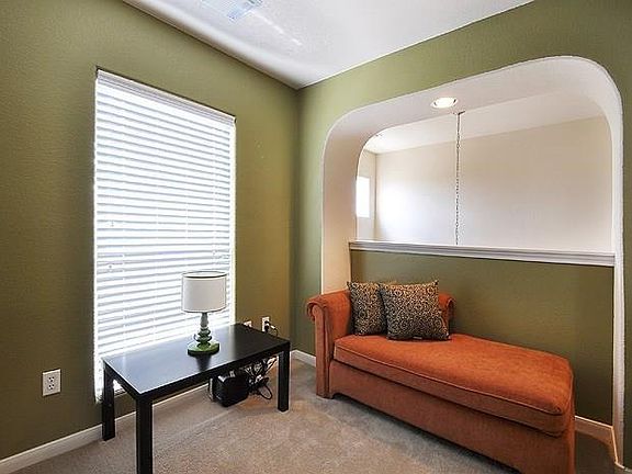 3rd image of 2728 Bond Dr #30C