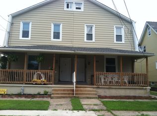 143 Spring Garden St, Riverside, NJ 08075