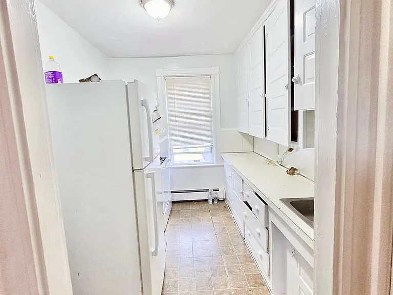 25 Read Ave — Photo 7
