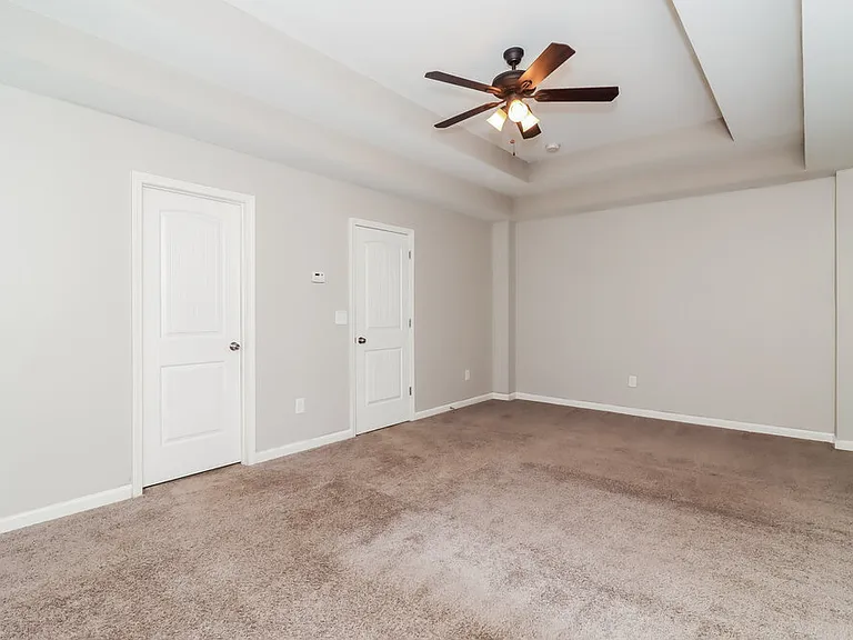 412 Fieldcrest Dr — Photo 11