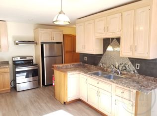 154 W School St #1L, Woonsocket, RI 02895