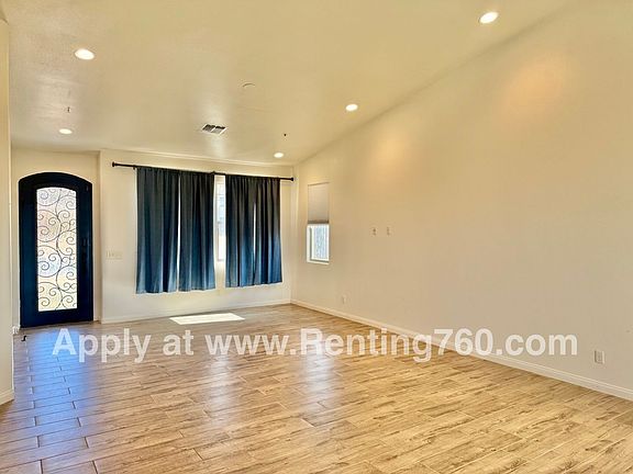 2nd image of 56942 Ivanhoe Dr