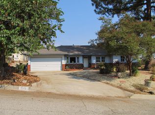 625 Edgeview Dr, Sierra Madre, CA 91024