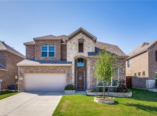 800 Mist Flower Dr, Little Elm, TX 75068