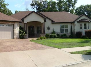 5806 Coral Ridge Ct, Columbia, MO 65203