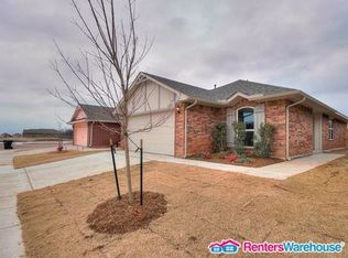 12628 Heritage Oaks Dr, Oklahoma City, OK 73120