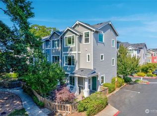 6540 High Point Dr SW, Seattle, WA 98126