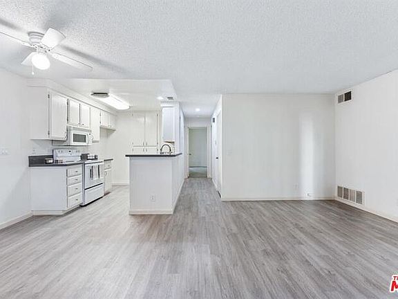 4th image of 8715 Weybridge Pl Unit B