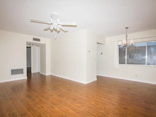 3360 Lake Osborne Dr APT 210, Lake Worth, FL 33461
