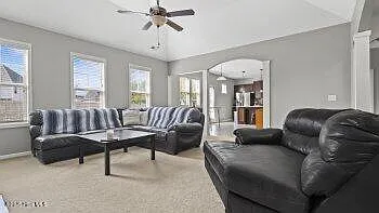 203 Holmes Point Ct — Photo 9