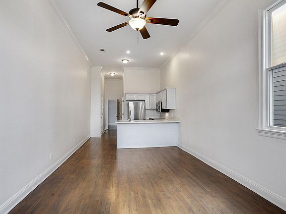 2nd image of 602 S Murat St