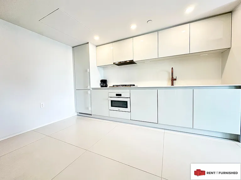 1033 Nelson St #1901 — Photo 8