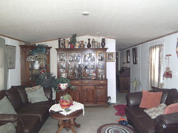 4th image of 803 Belle Aire St