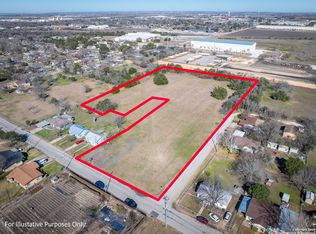 E Pine St #1, Seguin, TX 78155