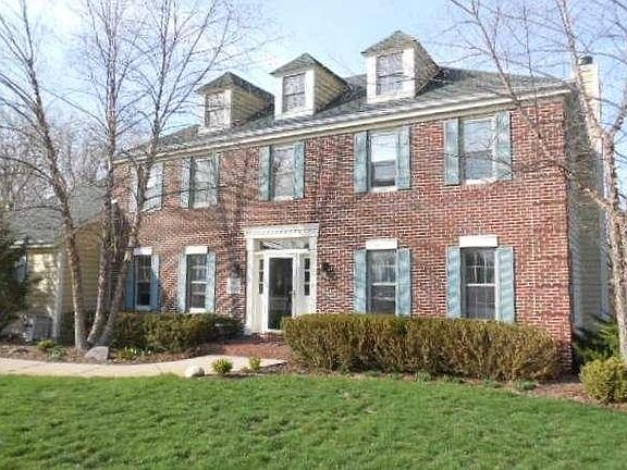 2nd image of N43W33450 Glen View Ct