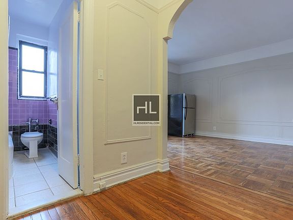 4th image of 4535 44th St APT 2G
