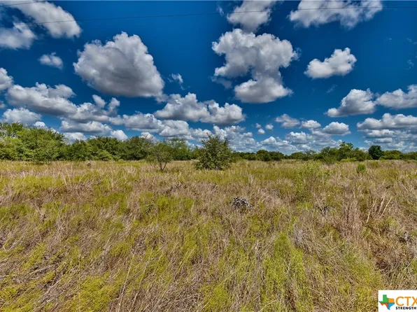 2 Highway 71 S, Columbus, TX 78934