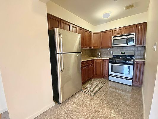 1st image of 30-45 32nd St #4S
