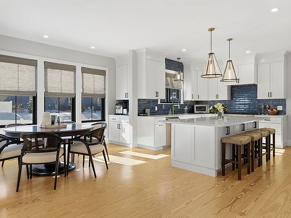 2nd image of 6 Litchfields Way