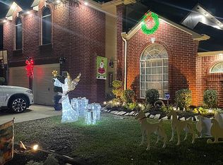 4902 Ridgeway Dr, Pasadena, TX 77504