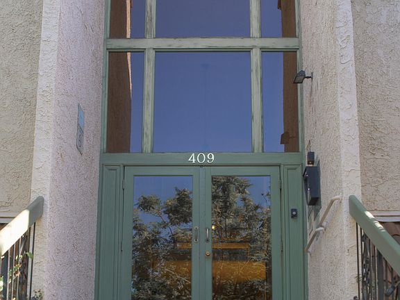 3rd image of 409 Burchett St Unit 106