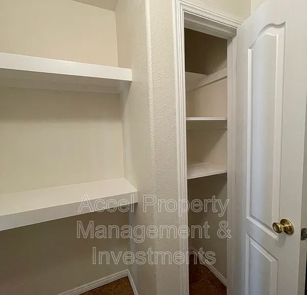 1712 Phoenix St #3 — Photo 14