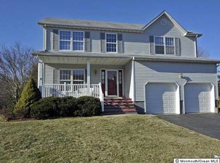 2 Yale Ct, Tinton Falls, NJ 07724