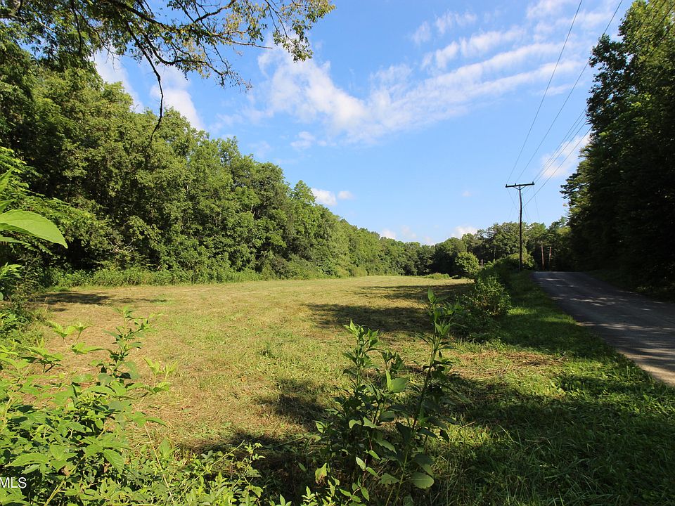 1st image of 5915 Paw Paw Plains Rd